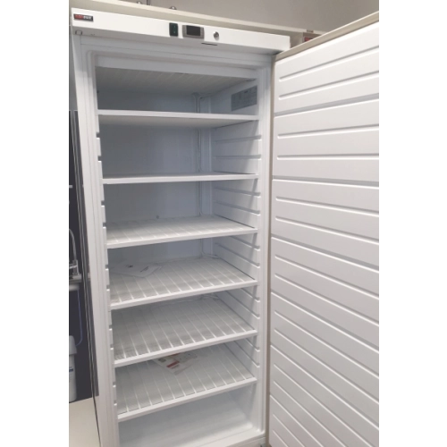 DRF 600 ﻿Szafa mroźnicza - 570 l, lakierowana